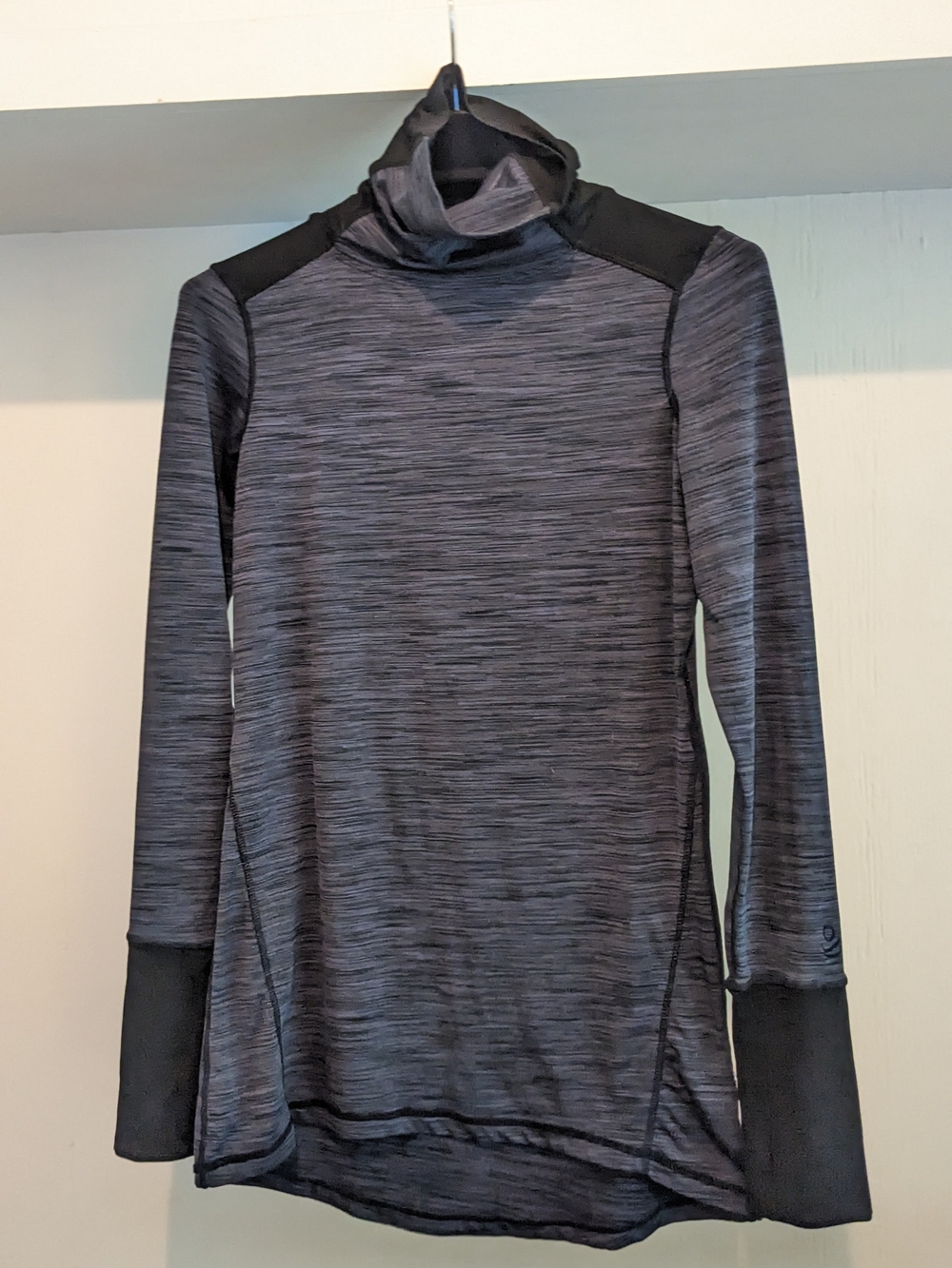Cuddleduds Heathered Black & Gray Performance Hooded Long Sleeve Top